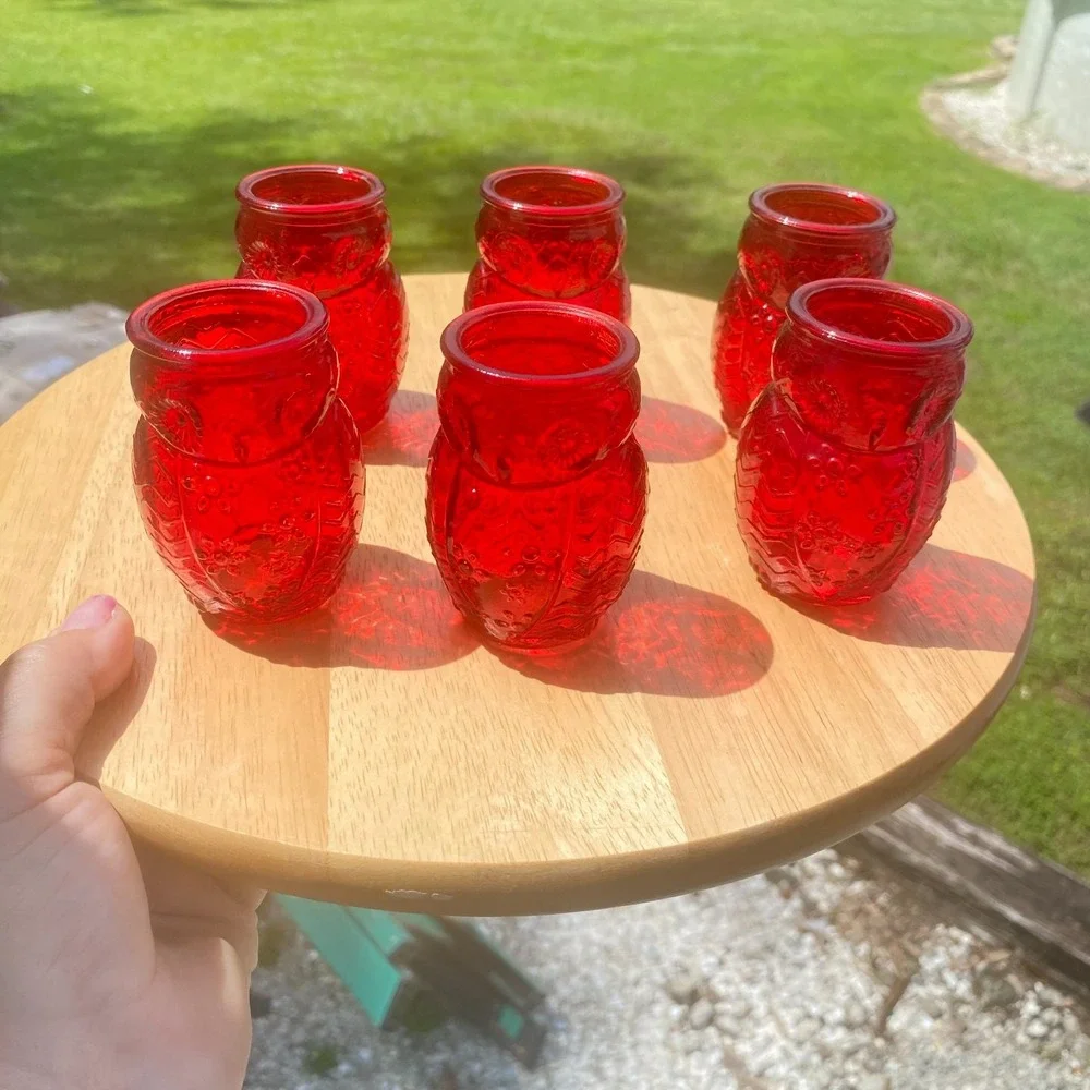 Unbranded red glass